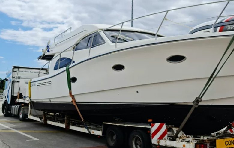 Friderici Special Boot Transport Unsere Realisationen 01